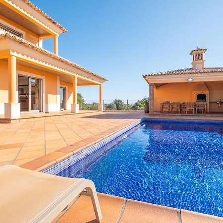 Cardona - South Facing Private Pool Vila