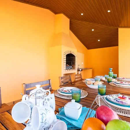 Cardona - South Facing Private Pool Vila