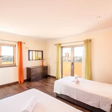 Villa Cardona - South Facing Private Pool *